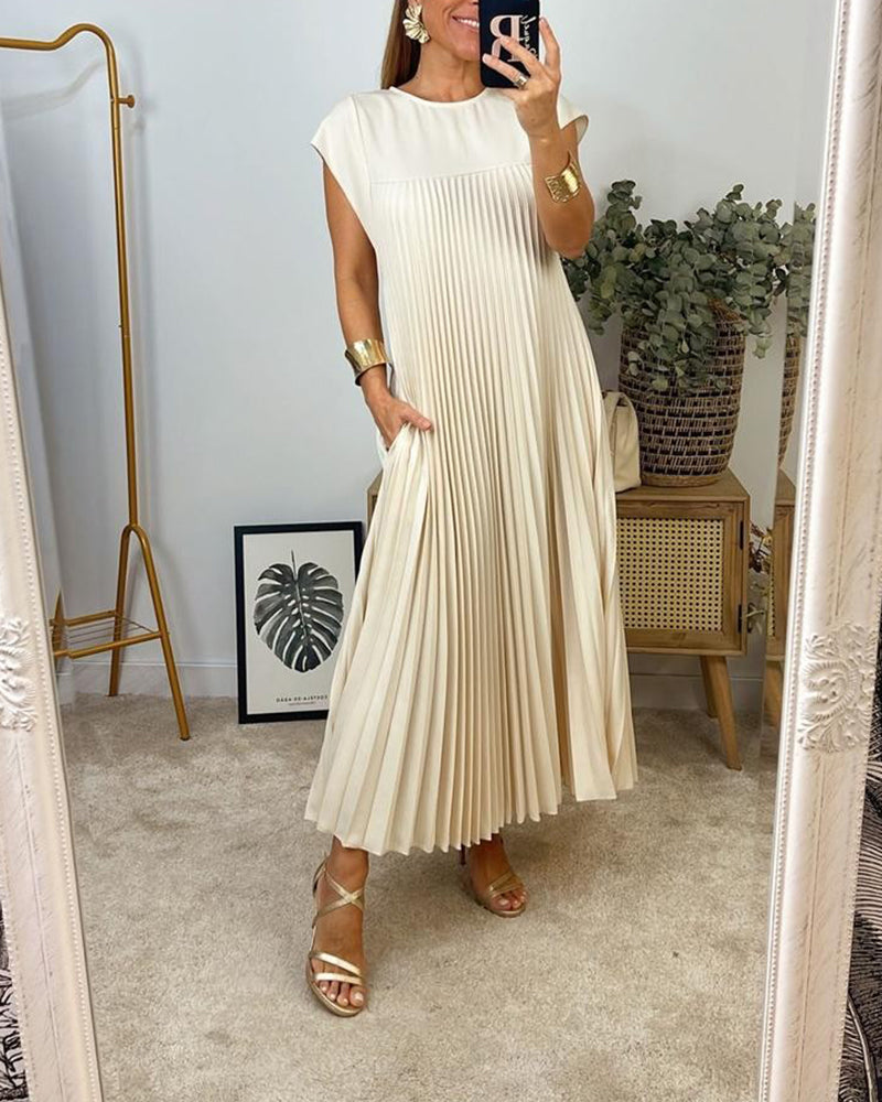 Valeria Elegance – Pleated Dress