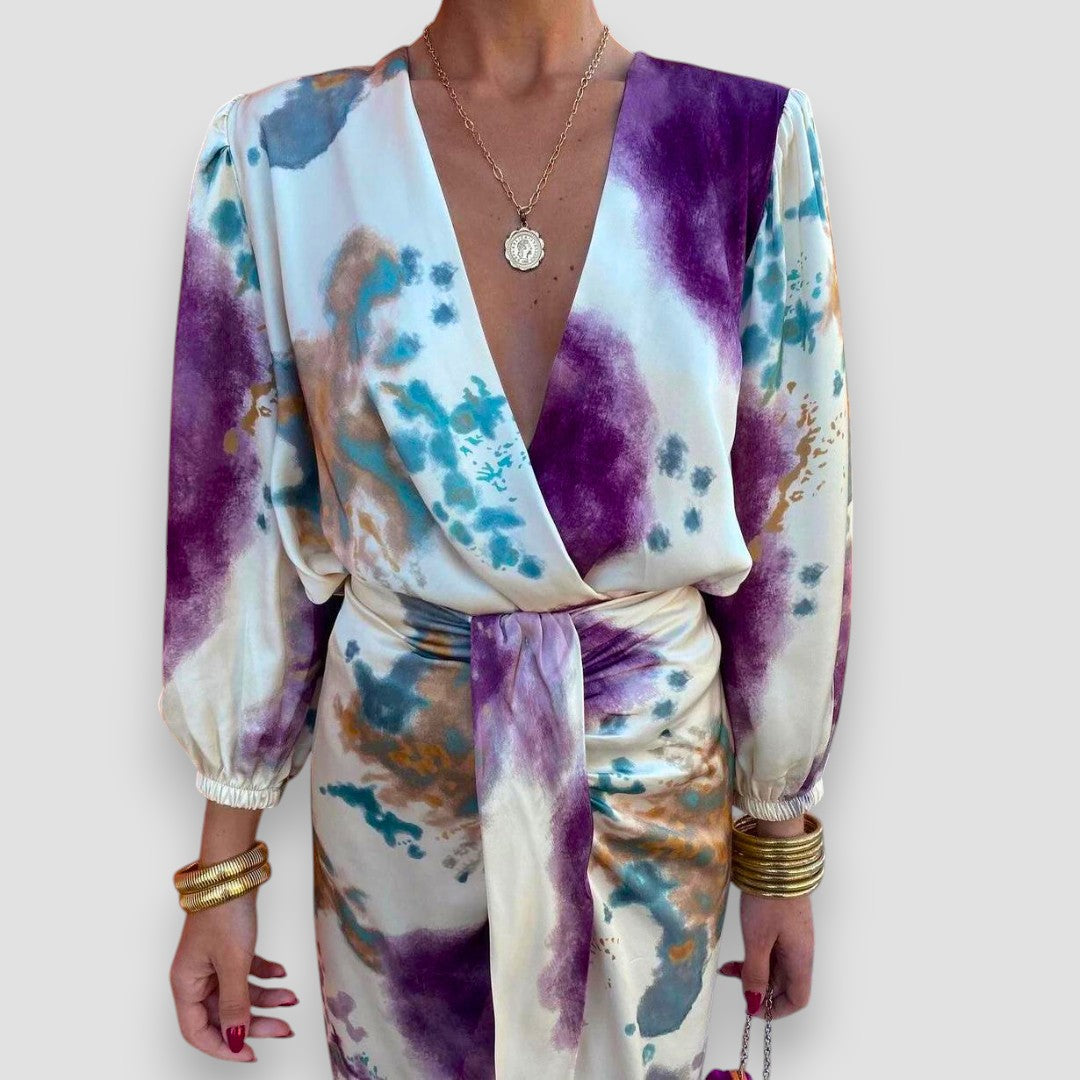 Larissa | Chic V-Neck Dress for a Refined Look