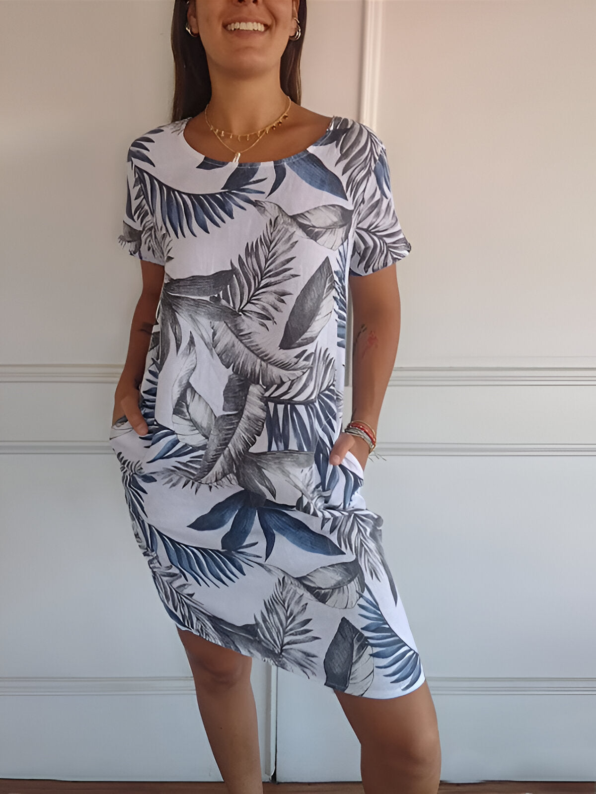 Annelie | Elegant & Stylish Women's Dress