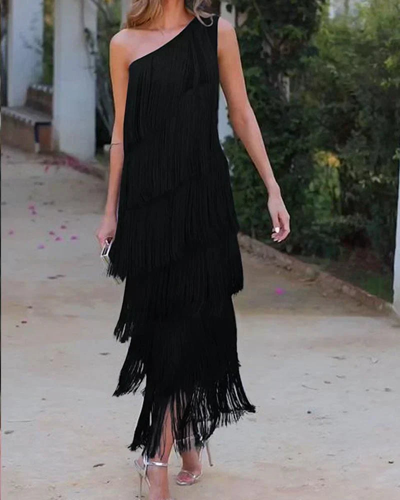 Haven | Elegant dress with fringes