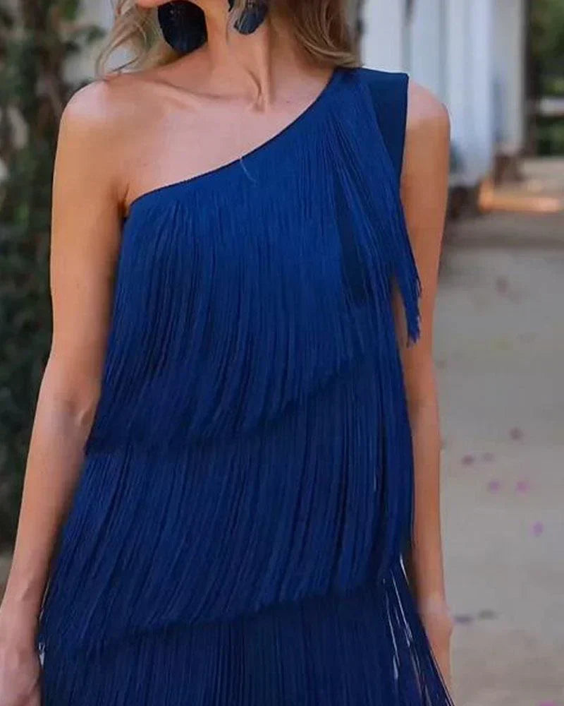 Haven | Elegant dress with fringes