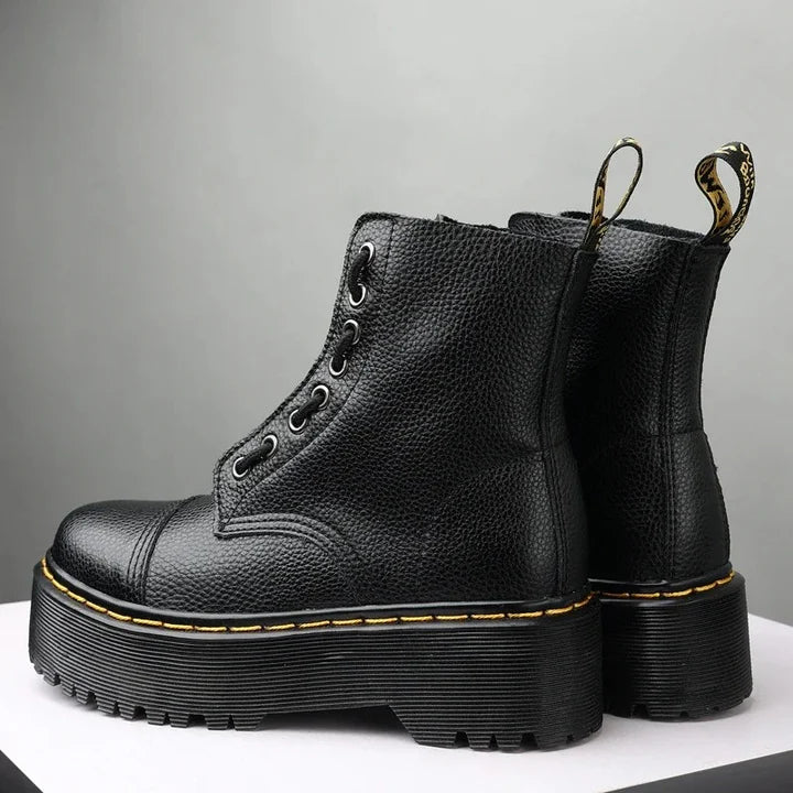 Leah | Casual leather Chelsea boots