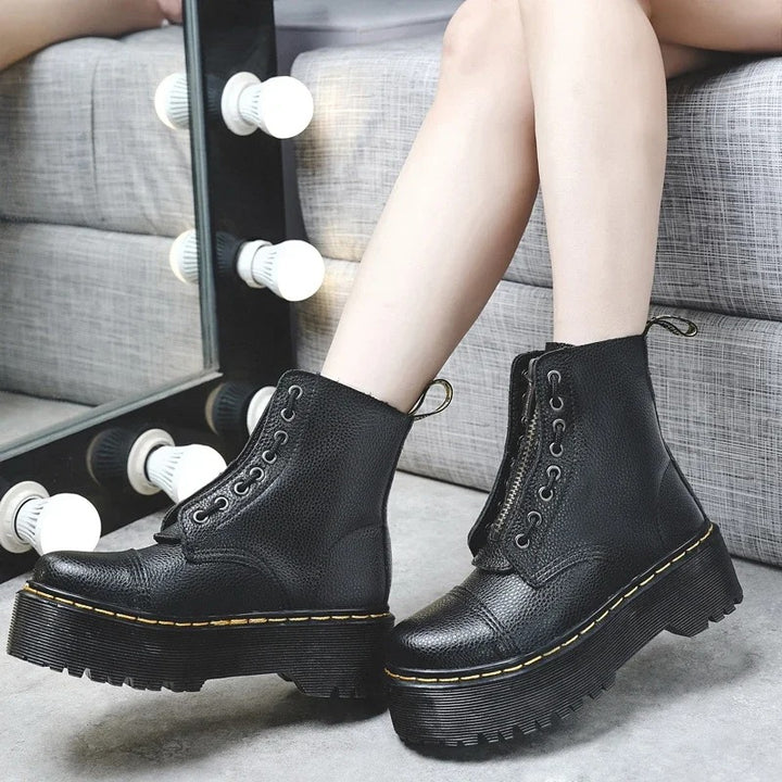 Leah | Casual leather Chelsea boots