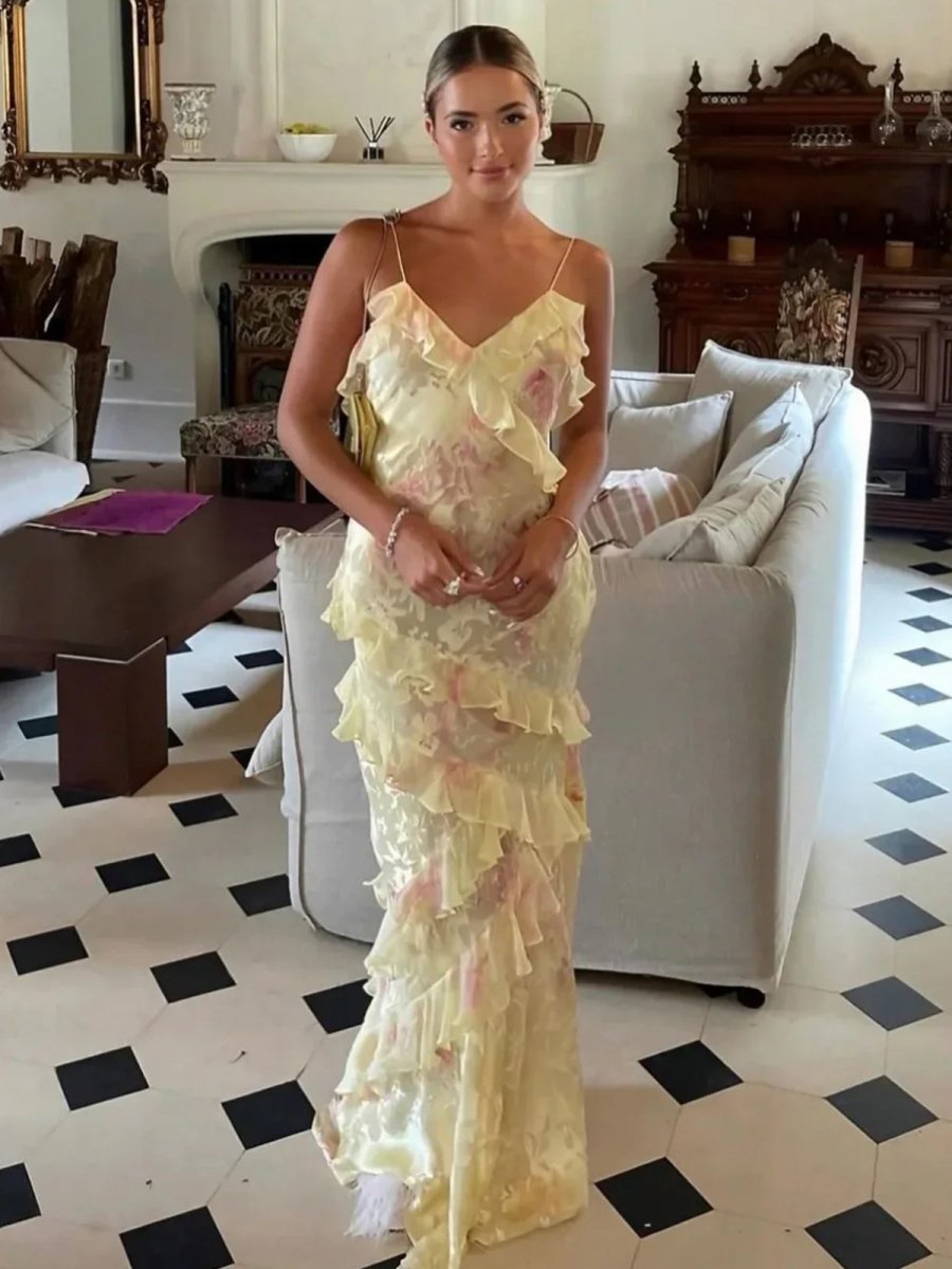 Fabiola | Light Dress with Ruffles