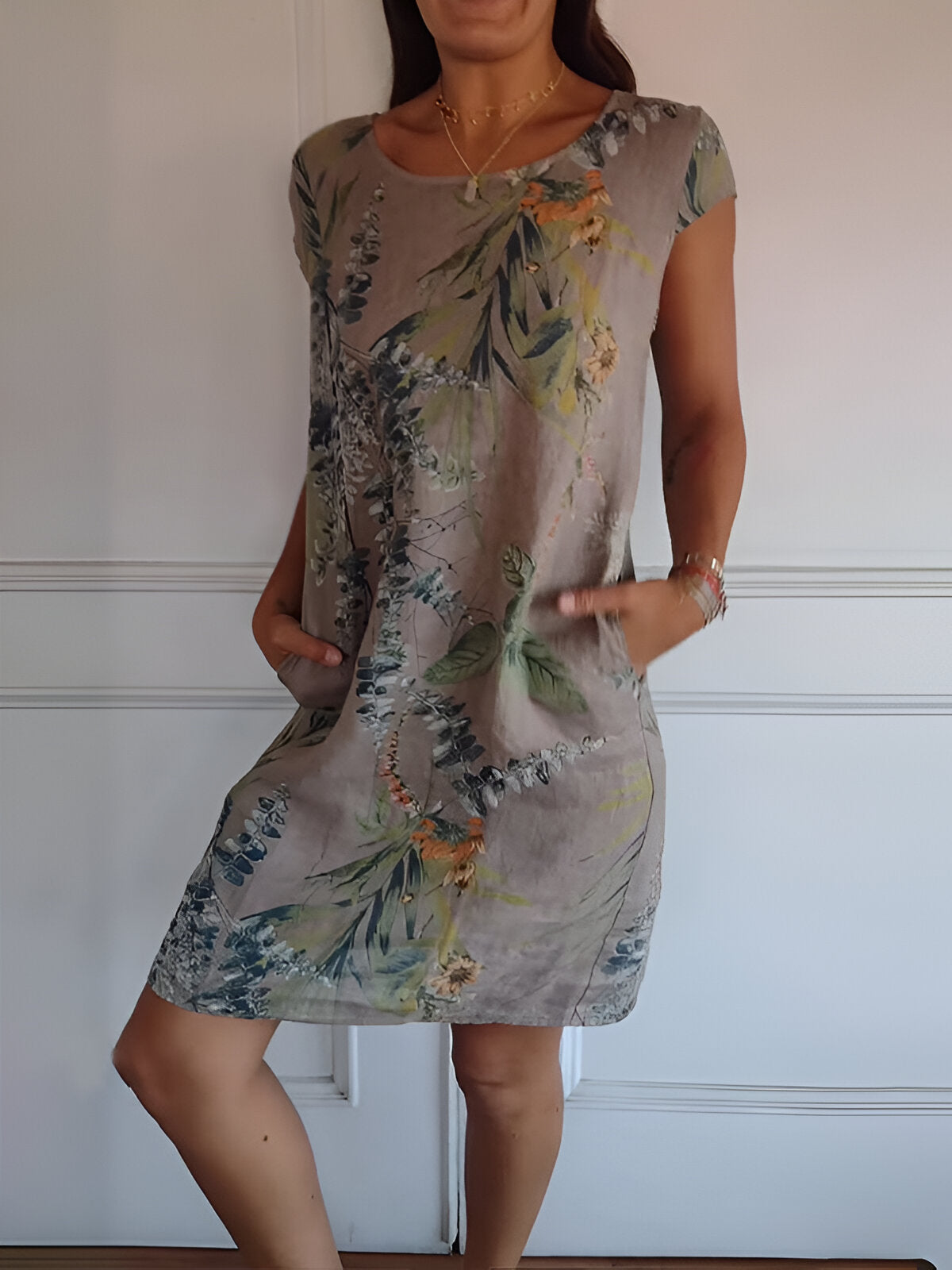 Annelie | Elegant & Stylish Women's Dress