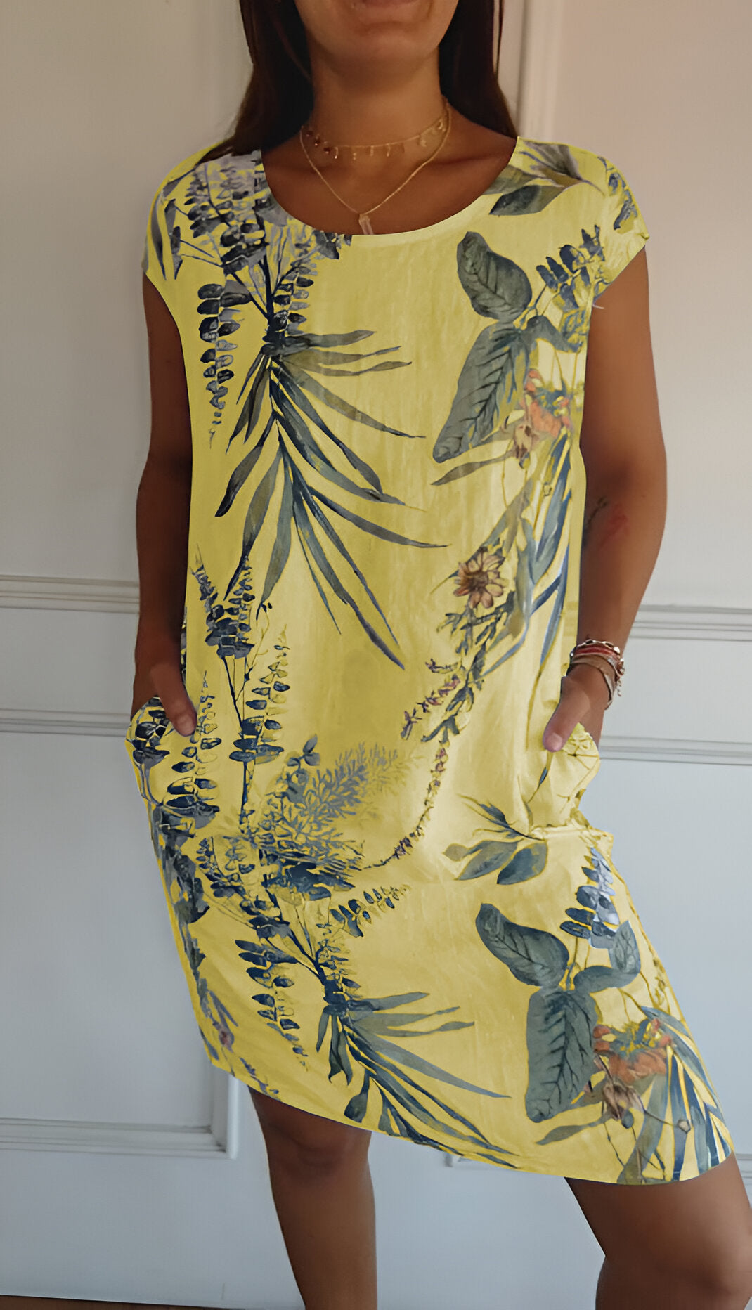 Annelie | Elegant & Stylish Women's Dress