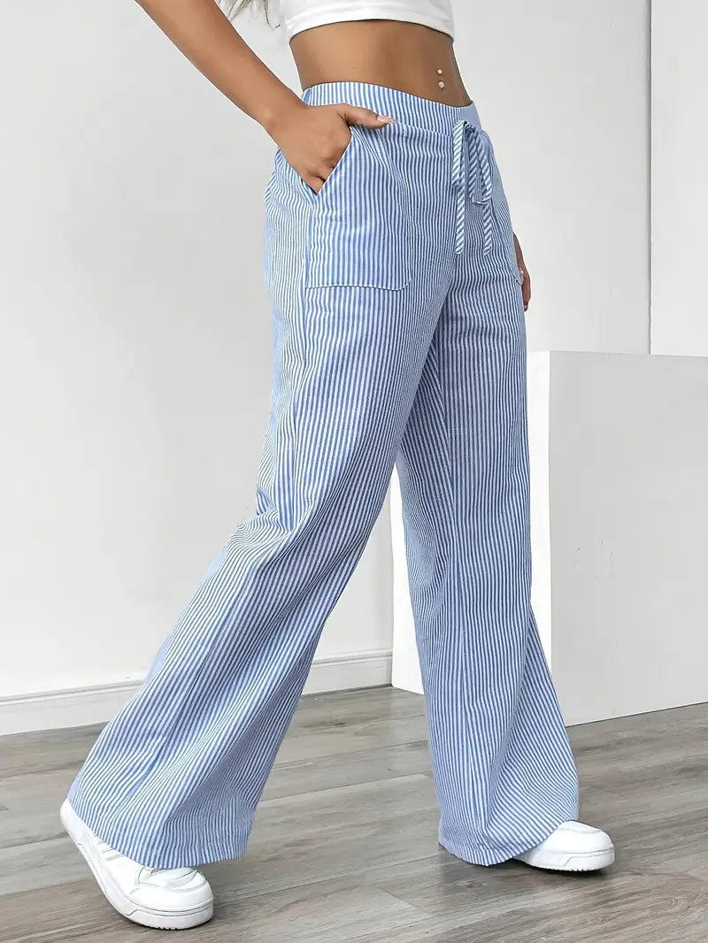 Alina I Elegant striped pants with pockets