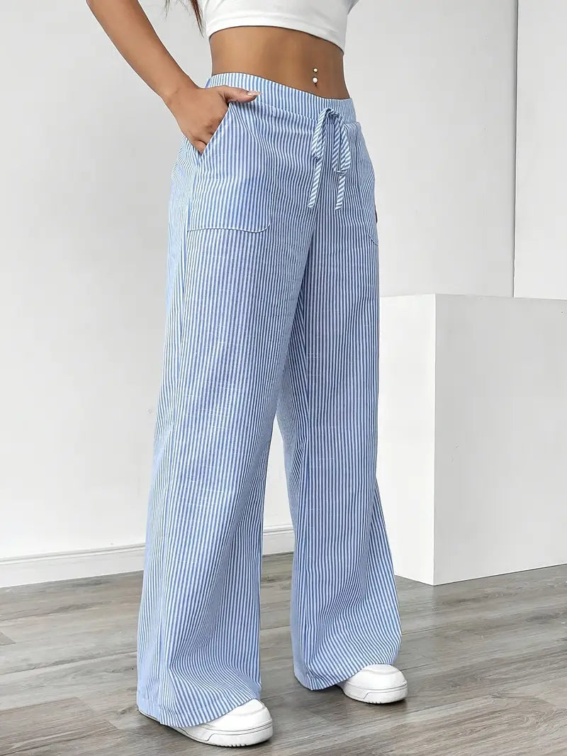 Alina I Elegant striped pants with pockets
