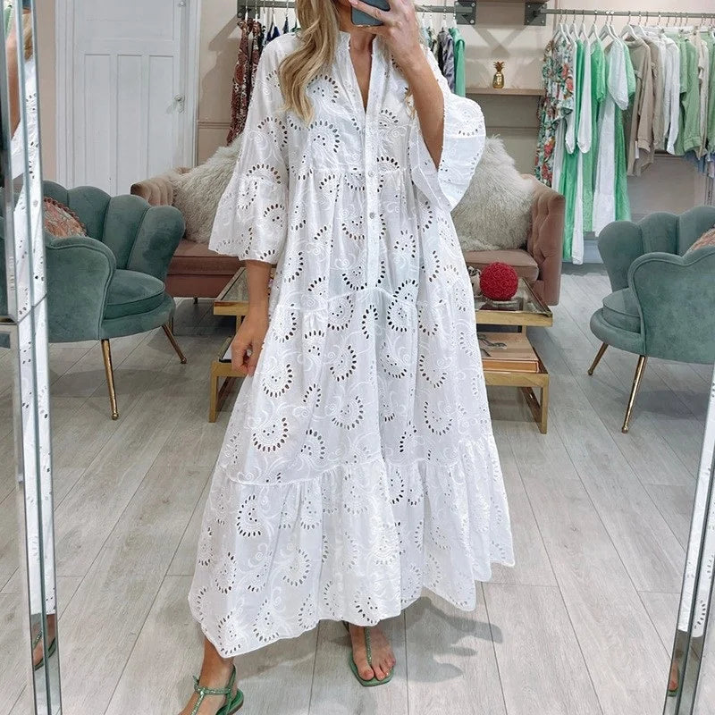 Léa – Embroidered lace dress