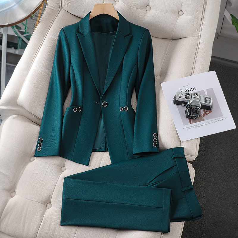 Kristen | Elegant Blazer Ensemble