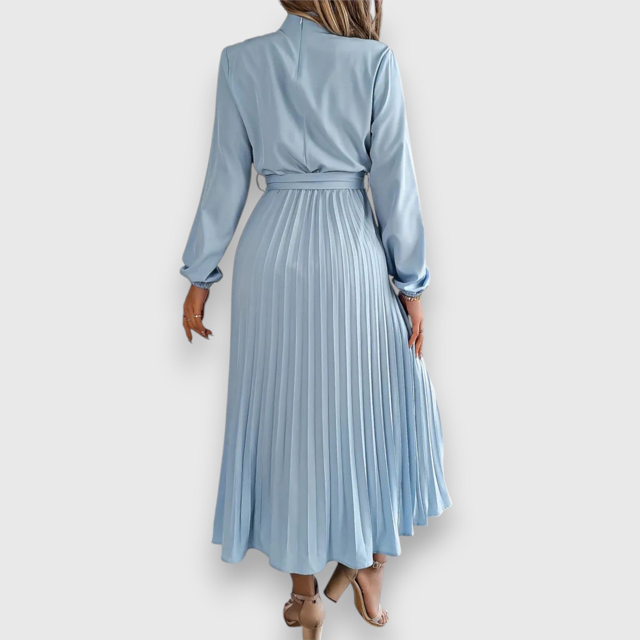 Stacey – A Wardrobe Essential Midi Dress