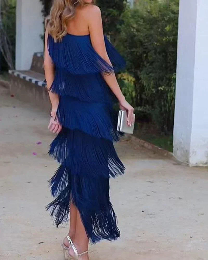 Haven | Elegant dress with fringes